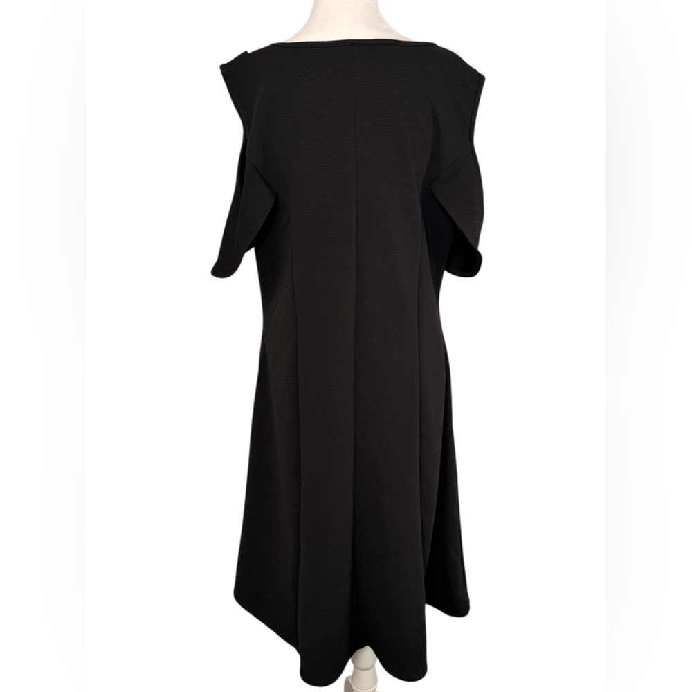 24seven Comfort Apparel Black Cold Shoulder Dress Plus Size 1X NWT - Picture 4 of 5